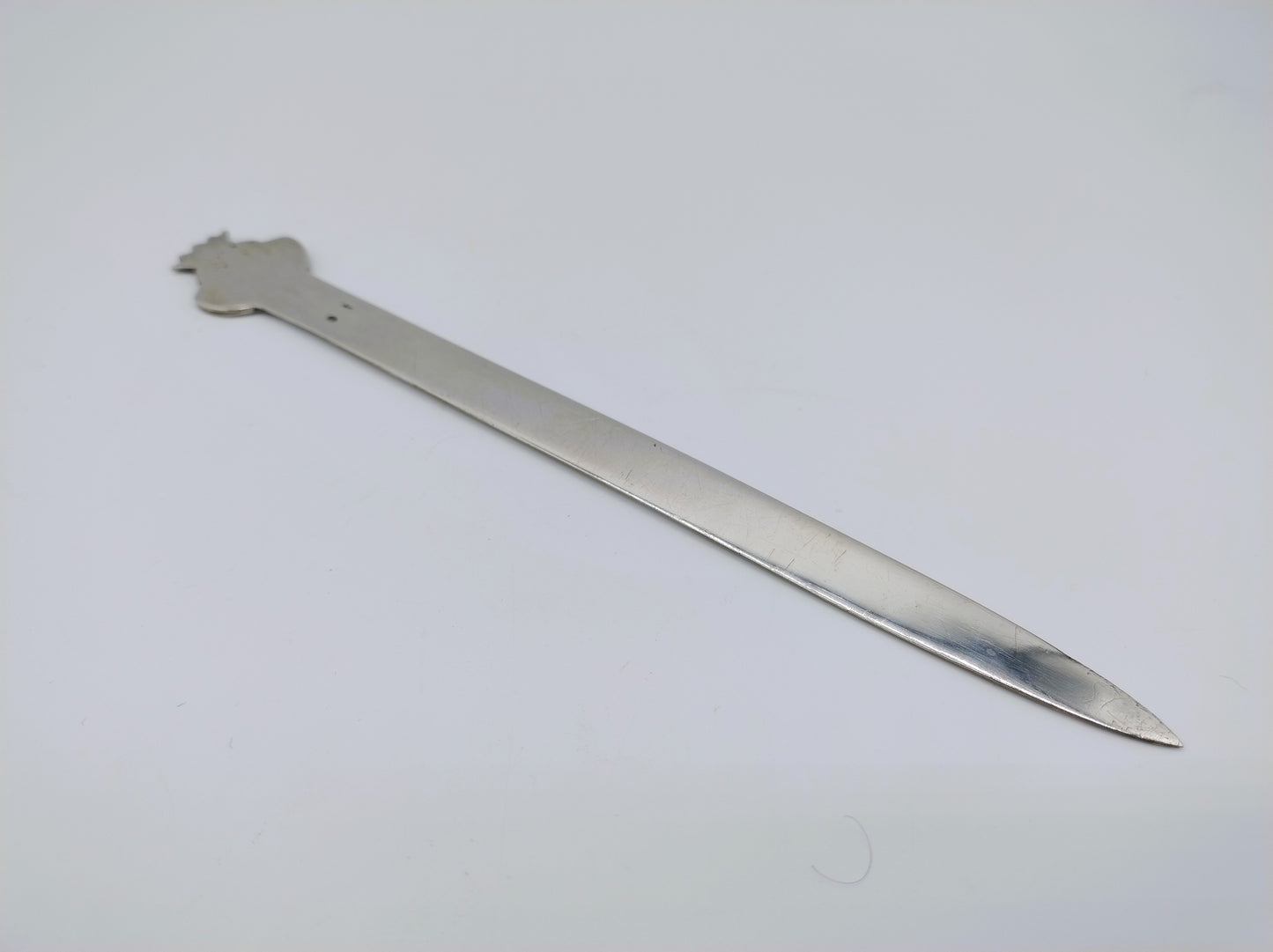 Zilveren brievenopener, Fa. Gerritsen, van Kempen, Zeist.