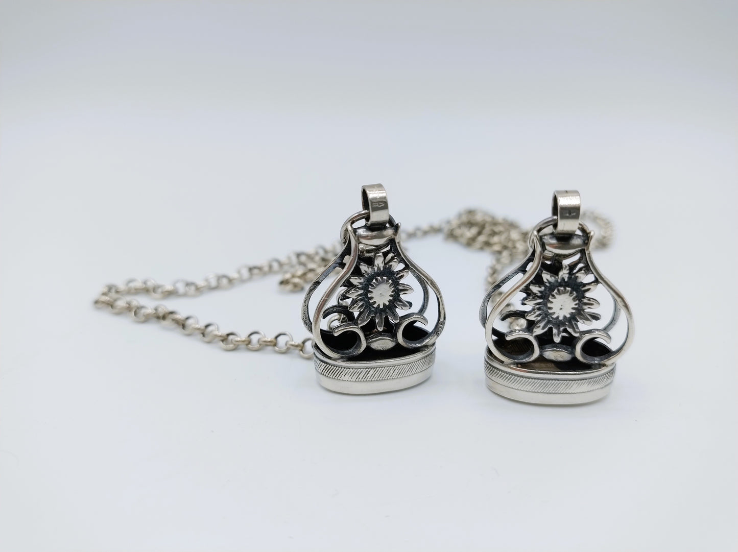 Zilveren heren chatelaine, Fa. Niekerk, Schoonhoven, 87 cm.