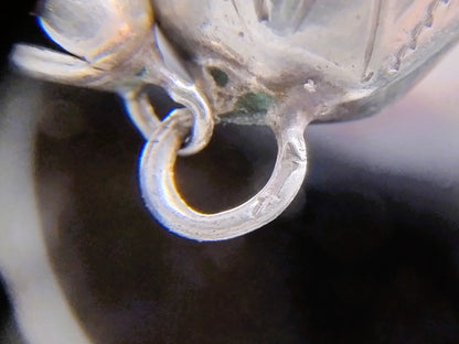 Boerengranaten ketting met een zilveren bolslot, A. de Groot, Schoonhoven, 67 cm