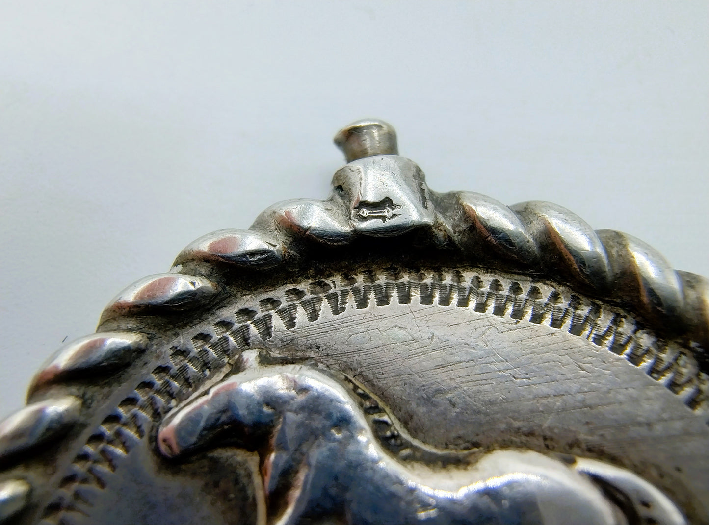 Zilveren horlogesleutel met paard