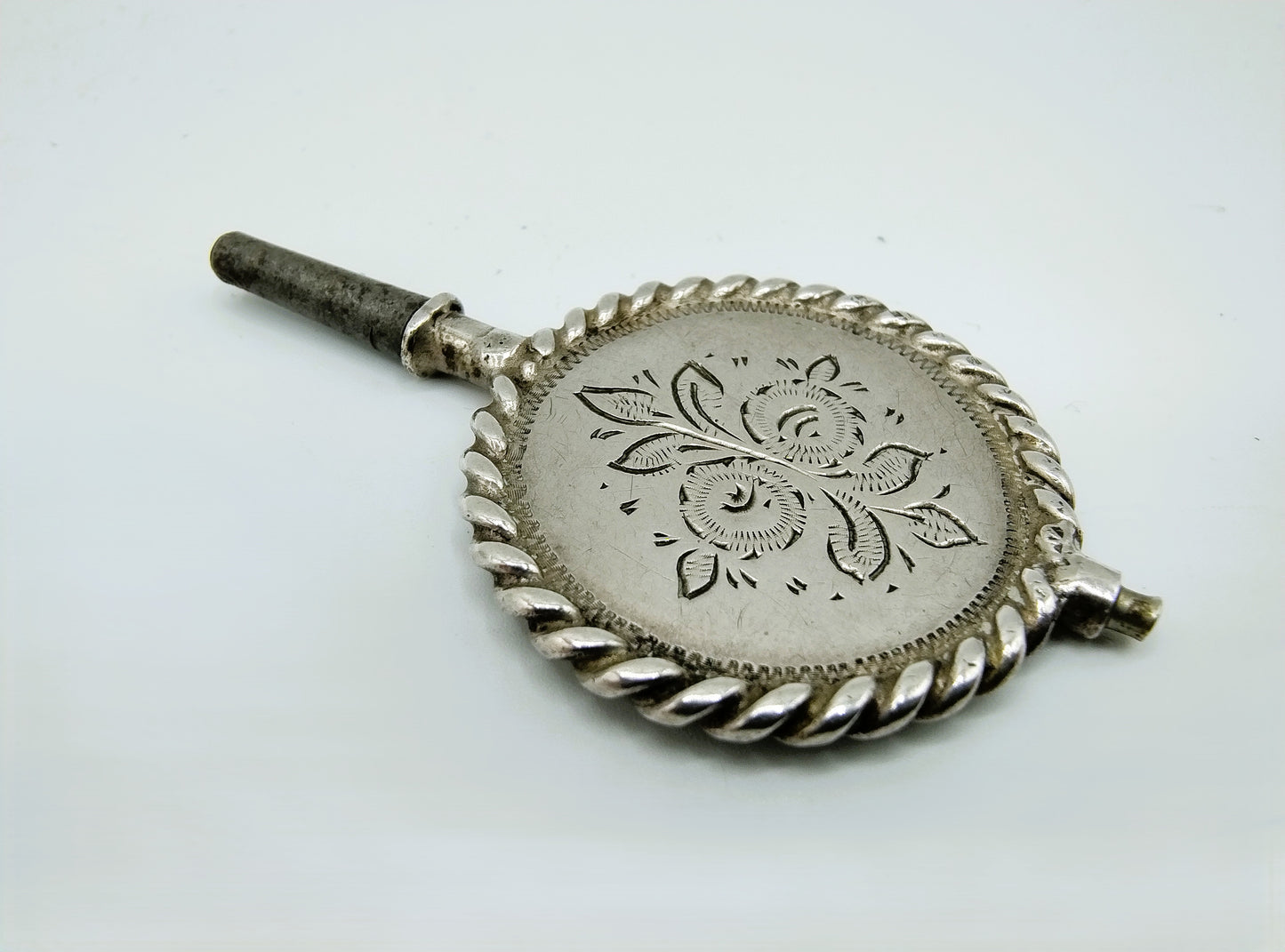 Zilveren horlogesleutel, 19e eeuws