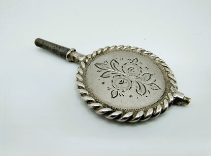 Zilveren horlogesleutel, 19e eeuws