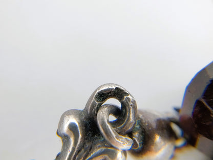 Garnet necklace with a silver clasp, 43 cm