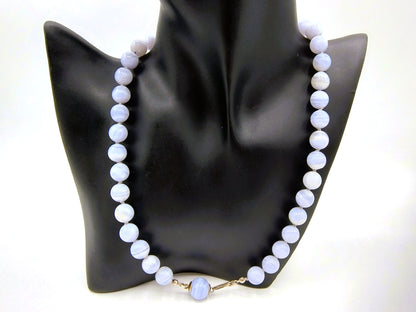 Blauw agaten ketting met zilveren slot, 48 cm