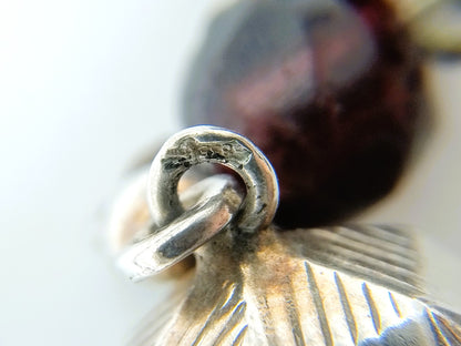 Garnet necklace with a silver clasp, 75 cm