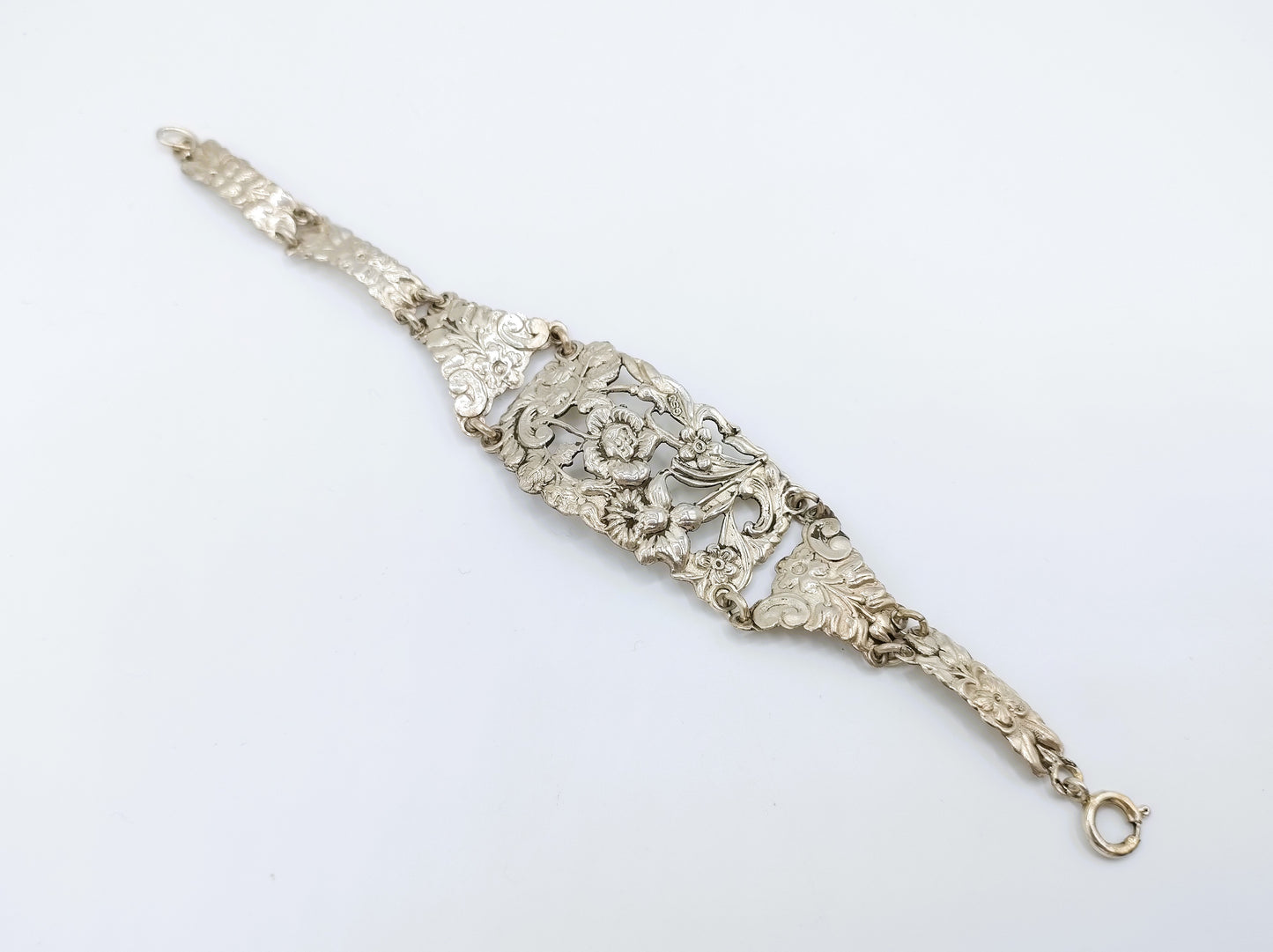 Zilveren schakelarmband met bloemmotieven, 17 cm