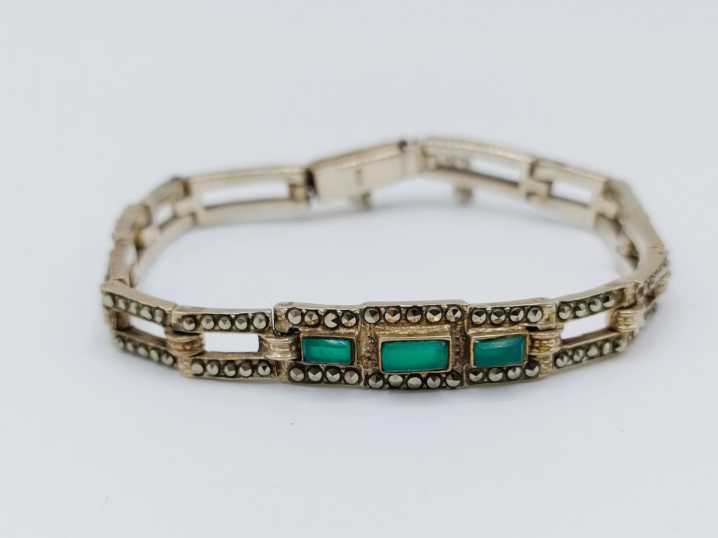 Art deco zilveren armband met smaragd en markasieten, 18 cm