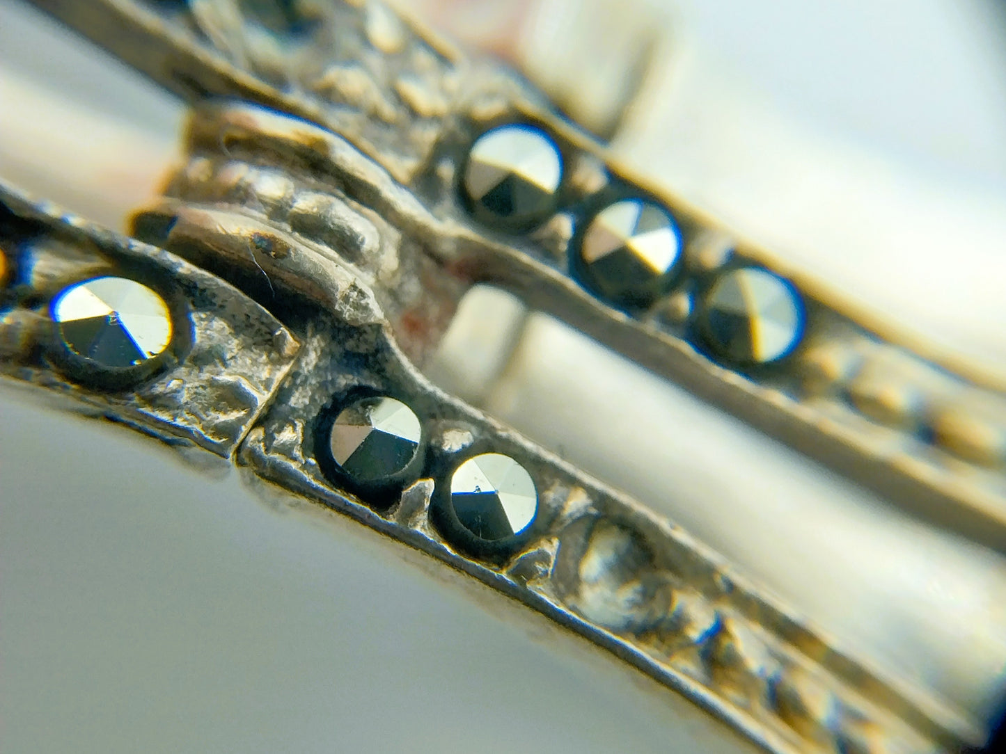 Art deco zilveren armband met smaragd en markasieten, 18 cm