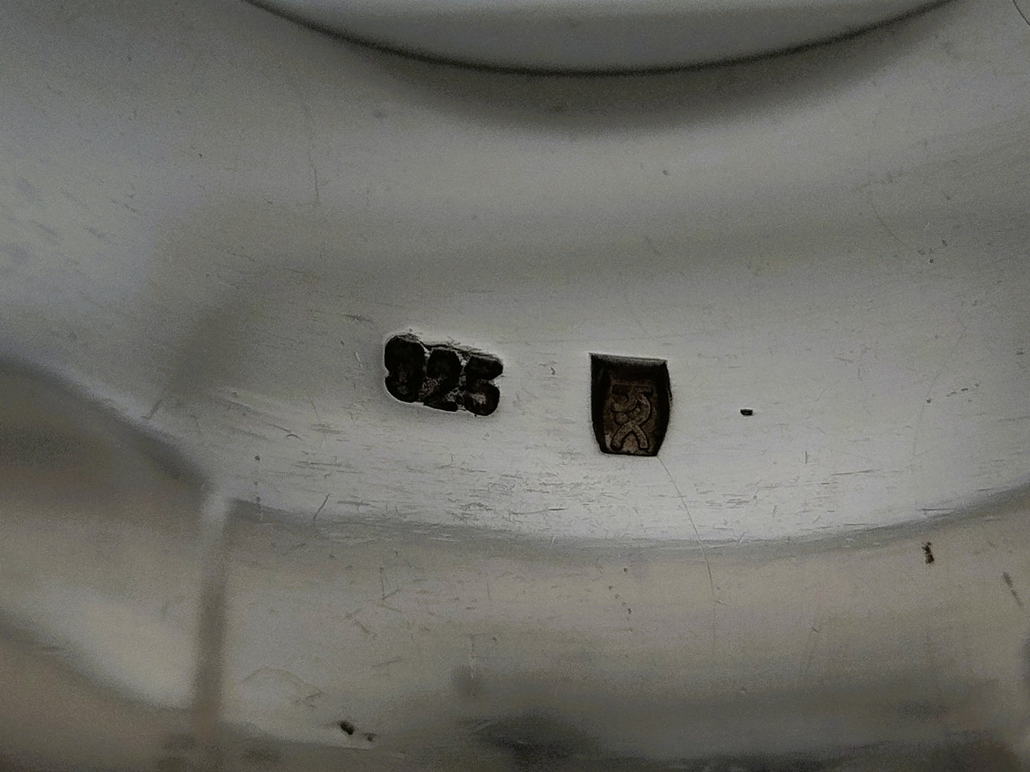 Zware zilveren ring met onyx, EDEN, 20 mm