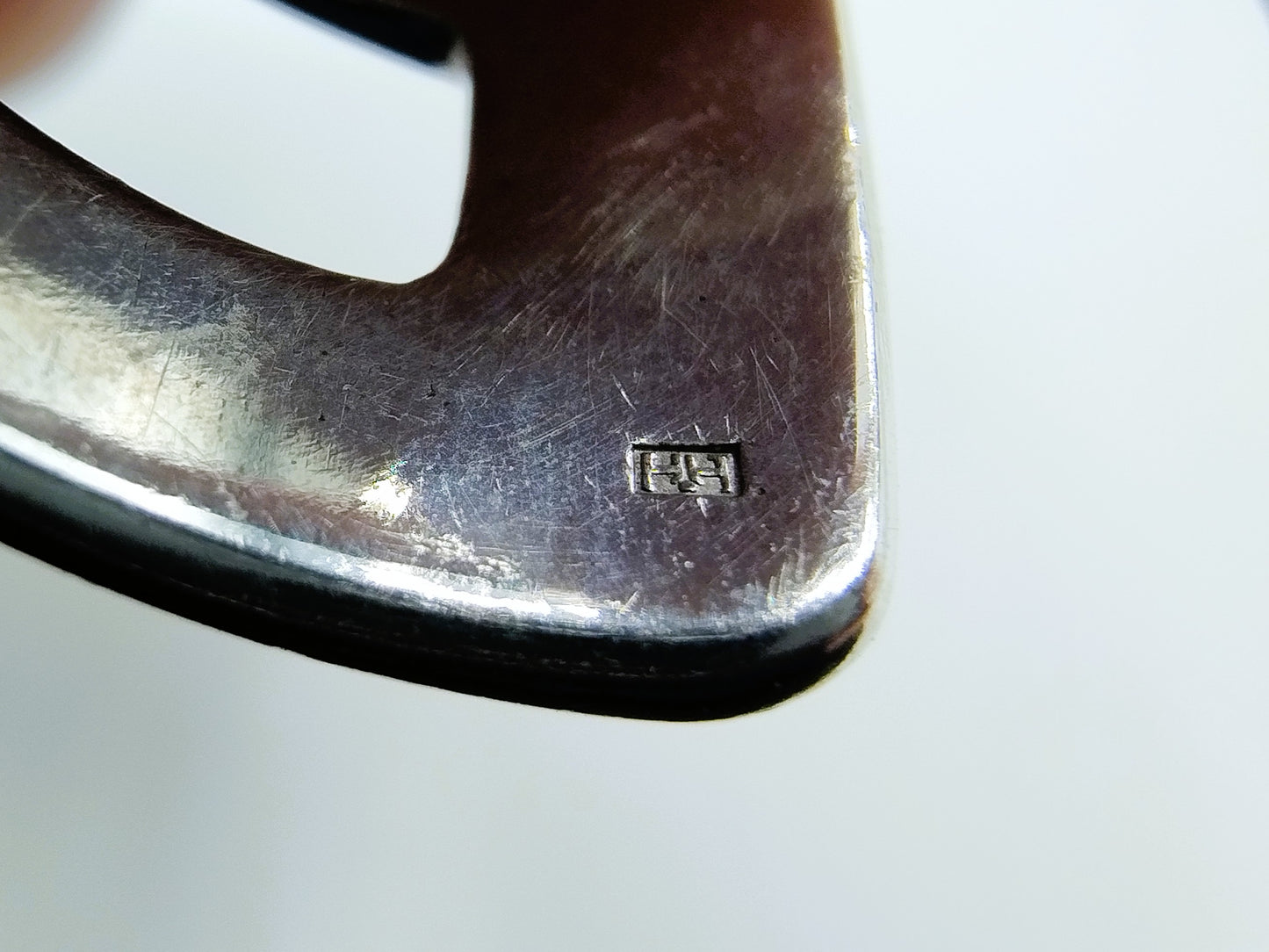 Zware zilveren ring met onyx, EDEN, 21 mm