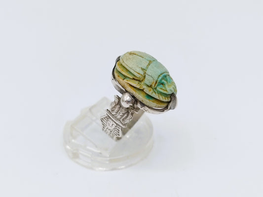Zilveren scarabee ring, Egypte, 16 mm