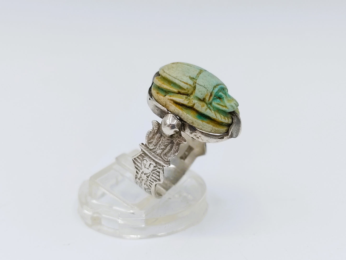 Zilveren scarabee ring, Egypte, 16 mm