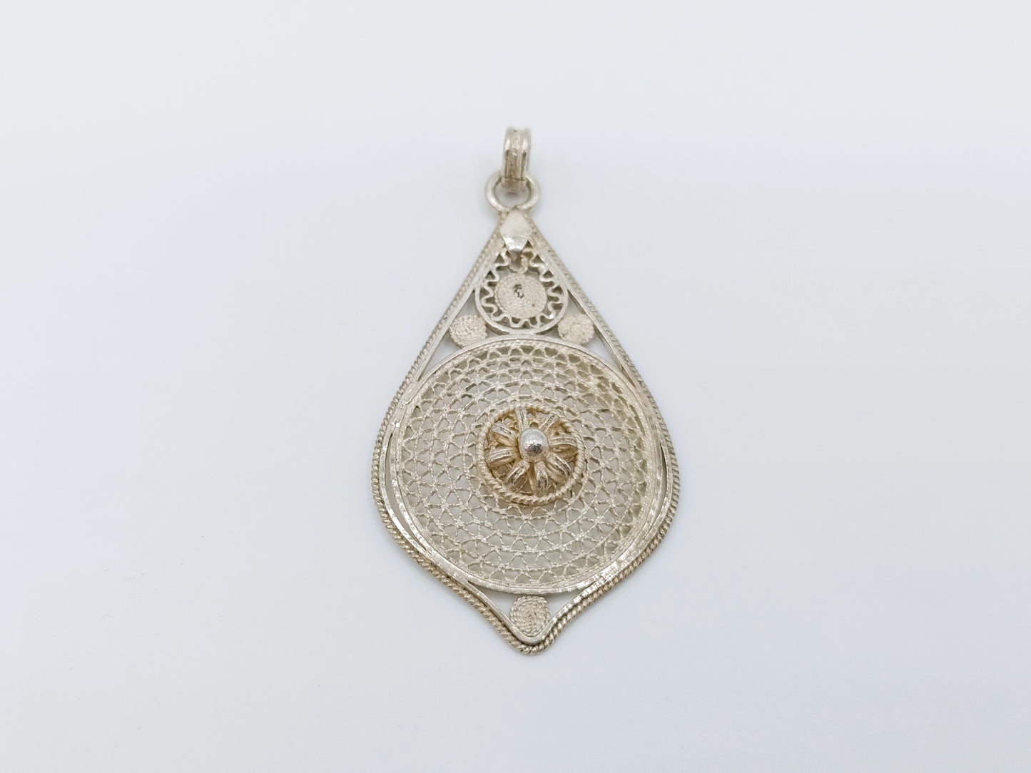 Zilveren filigrein hanger