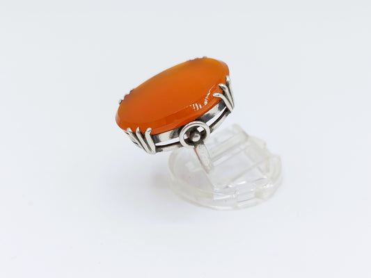 Zilveren ring met carneool, A.P. van der Meer, Rotterdam, 18 mm
