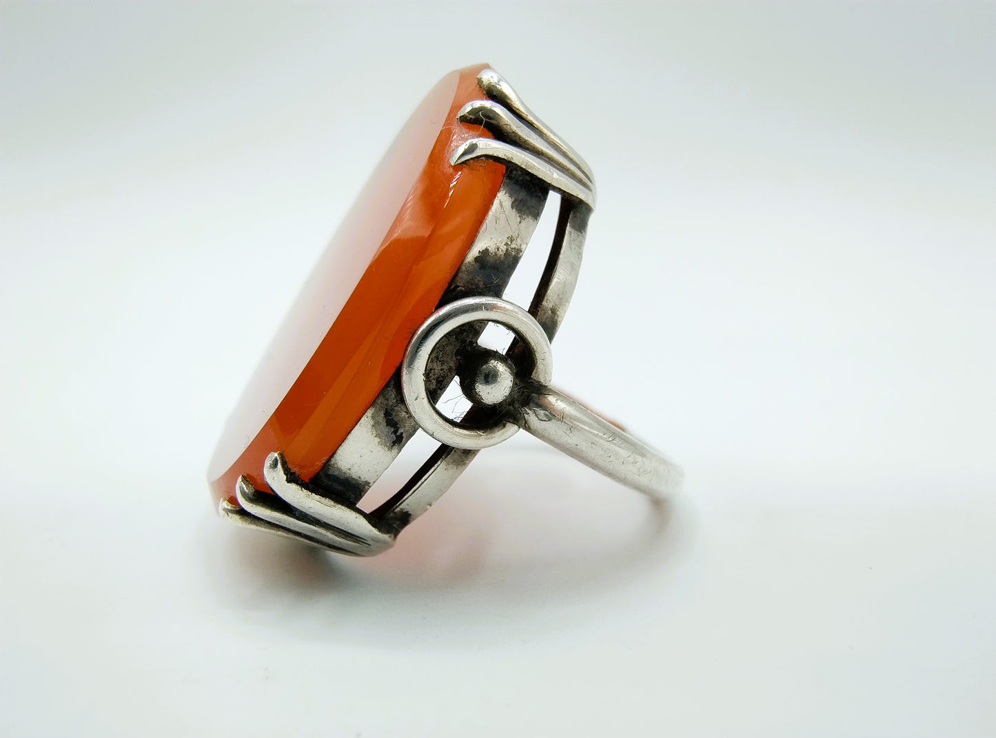 Zilveren ring met carneool, A.P. van der Meer, Rotterdam, 18 mm