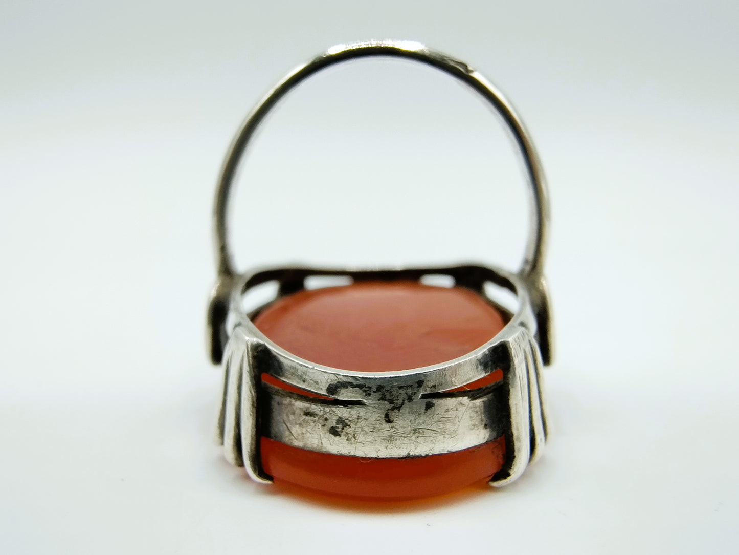 Zilveren ring met carneool, A.P. van der Meer, Rotterdam, 18 mm