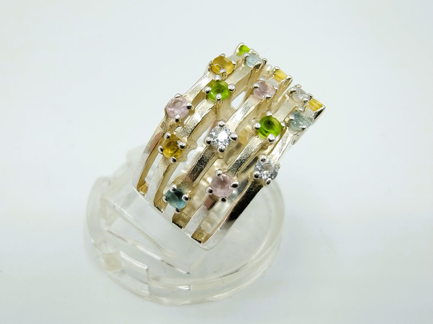 Zilveren ring met diverse kleurstenen, 17 mm