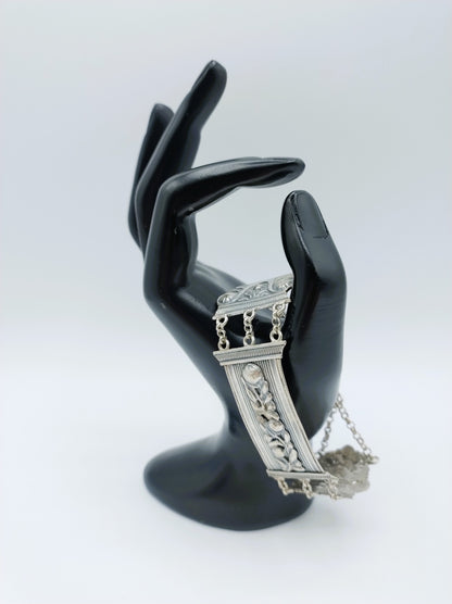 Zilveren bijbelslot armband, C. van Gelderen, Schoonhoven, 1869