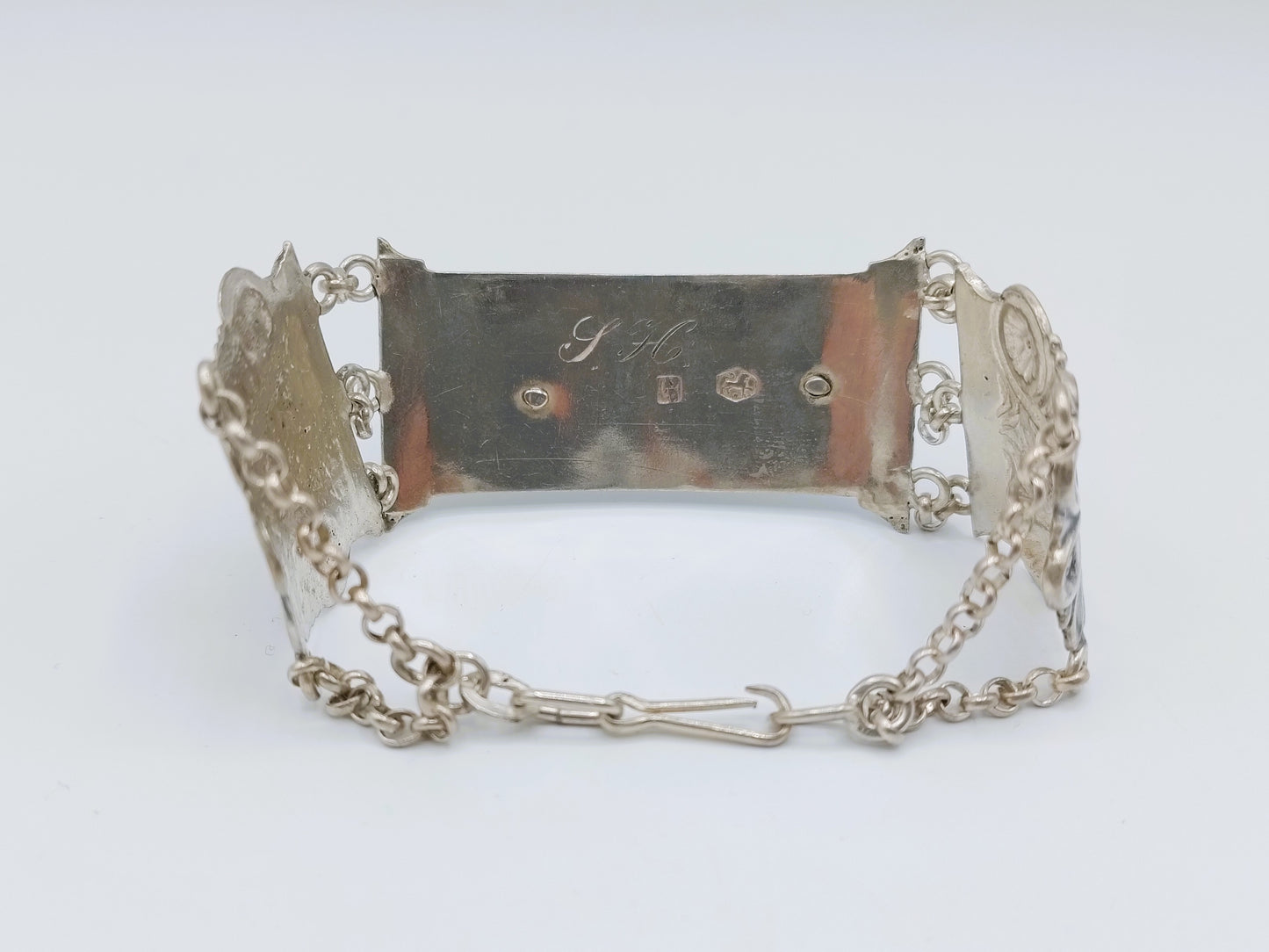 Zilveren bijbelslot armband, C. van Gelderen, Schoonhoven, 1869