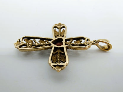 Goldener Kreuzanhänger mit Granat