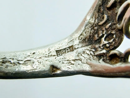 Zilveren trompet ring met leeuw in onyx, 18 mm