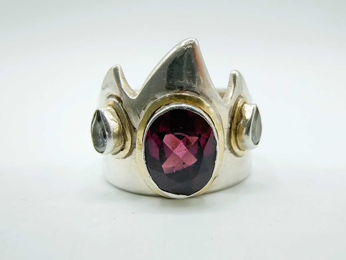 Zilveren kroon ring met amethist, 19 mm