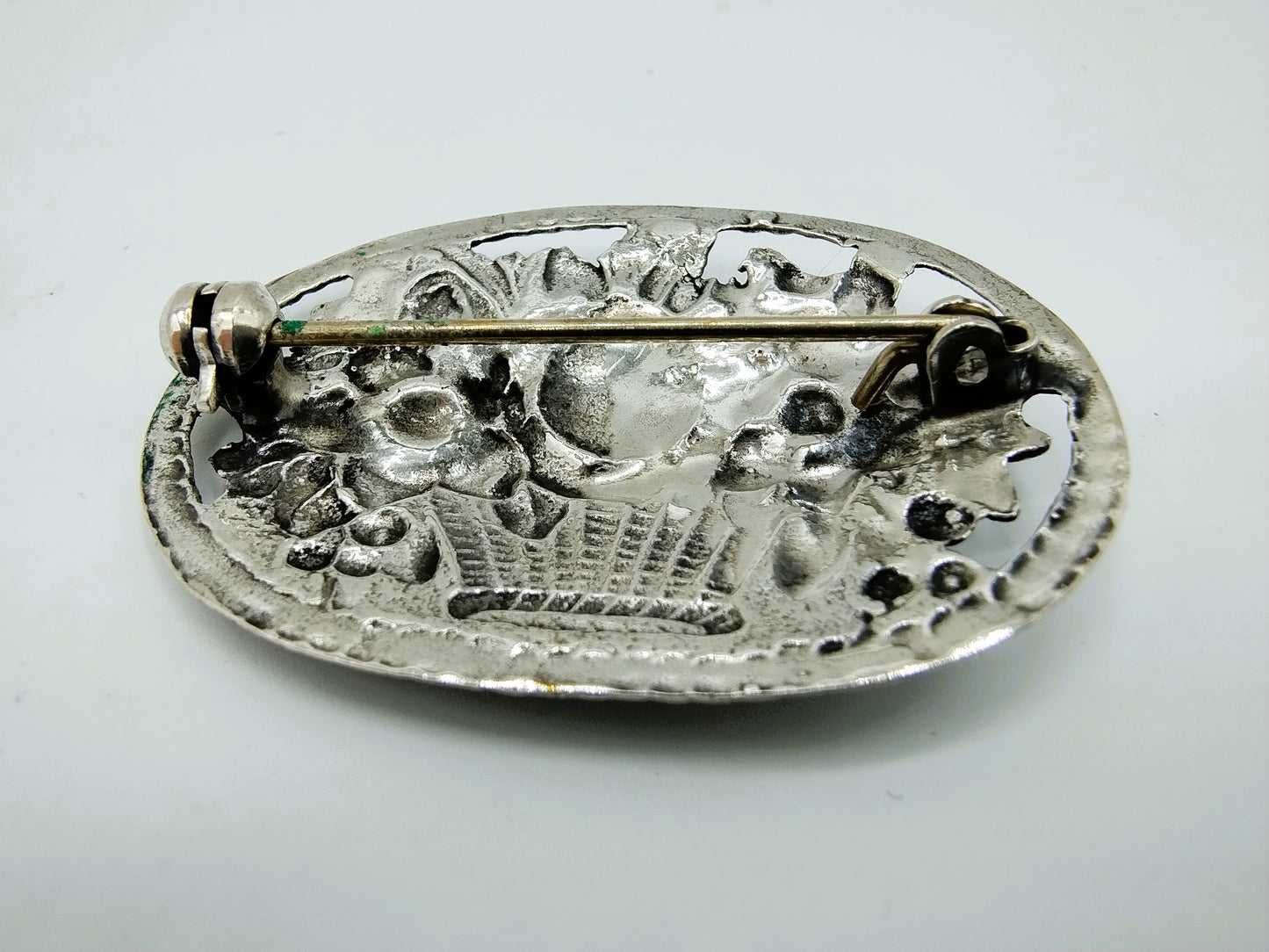 Silver flower brooch, Fa. Gelderblom, Schoonhoven