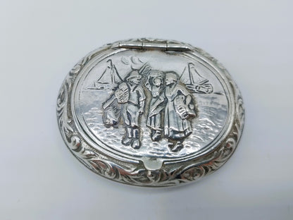 Silver pillbox with fishermen, 835