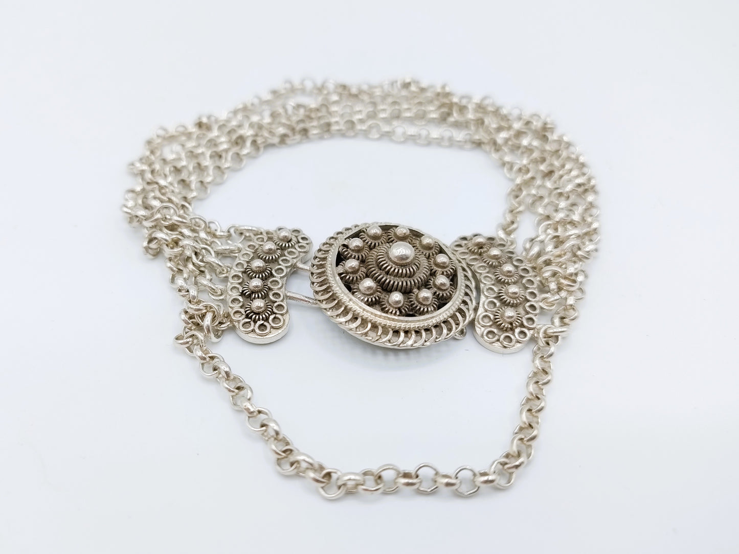 Silver bracelet, jasseron link, Zeeland button, 21 cm