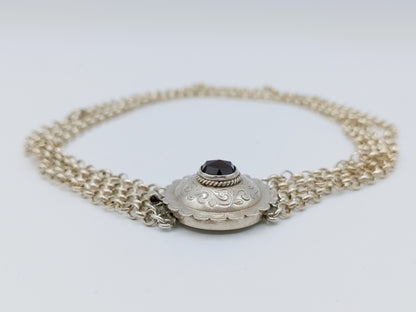 Silver chain with jasseron link on a silver clasp with garnet, 40 cm