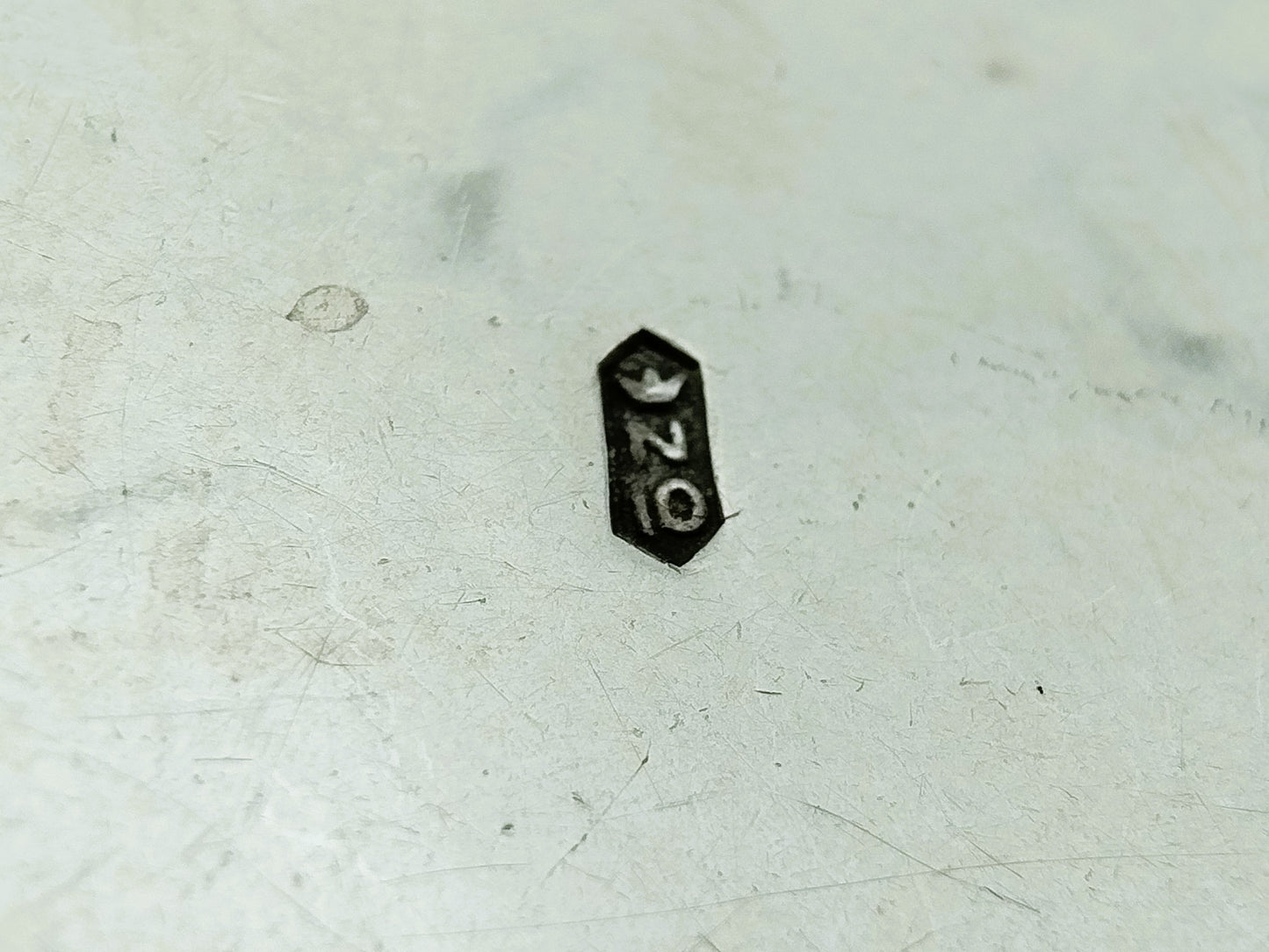 Silver chain with jasseron link on a silver clasp with garnet, 40 cm