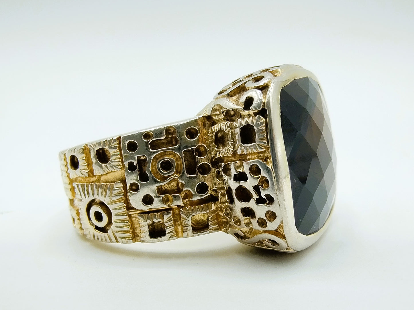 Verguld zilveren herenring met rookkwarts, 18.5 mm