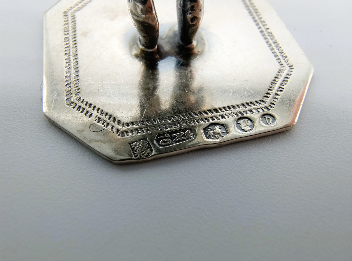 Silver miniature violinist, Gebr. Niekerk, Schoonhoven, 1988