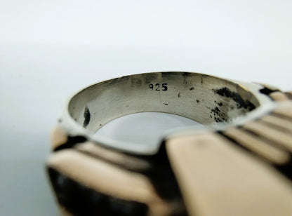 Zilveren heren ring  met saffier en zirkonia, 18 mm, brons