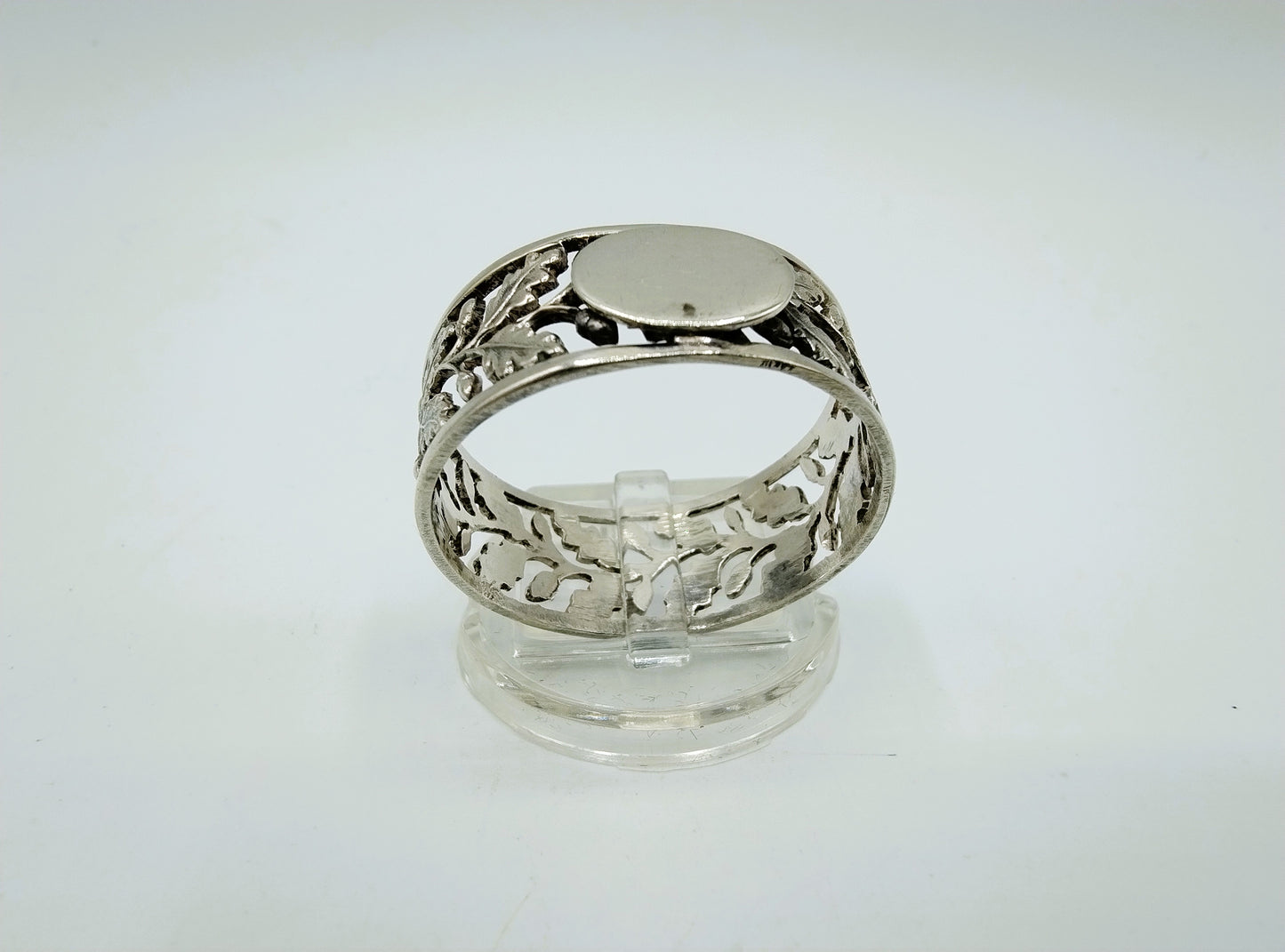 Zilveren herenring met opengewerkt decor, 25 mm