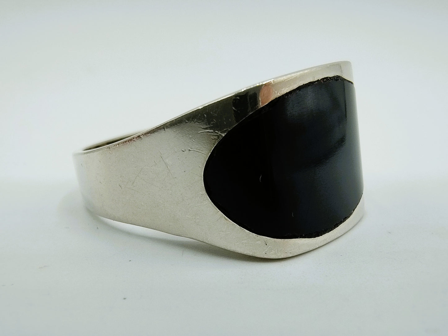 Zilveren unisex ring met onyx, 19 mm