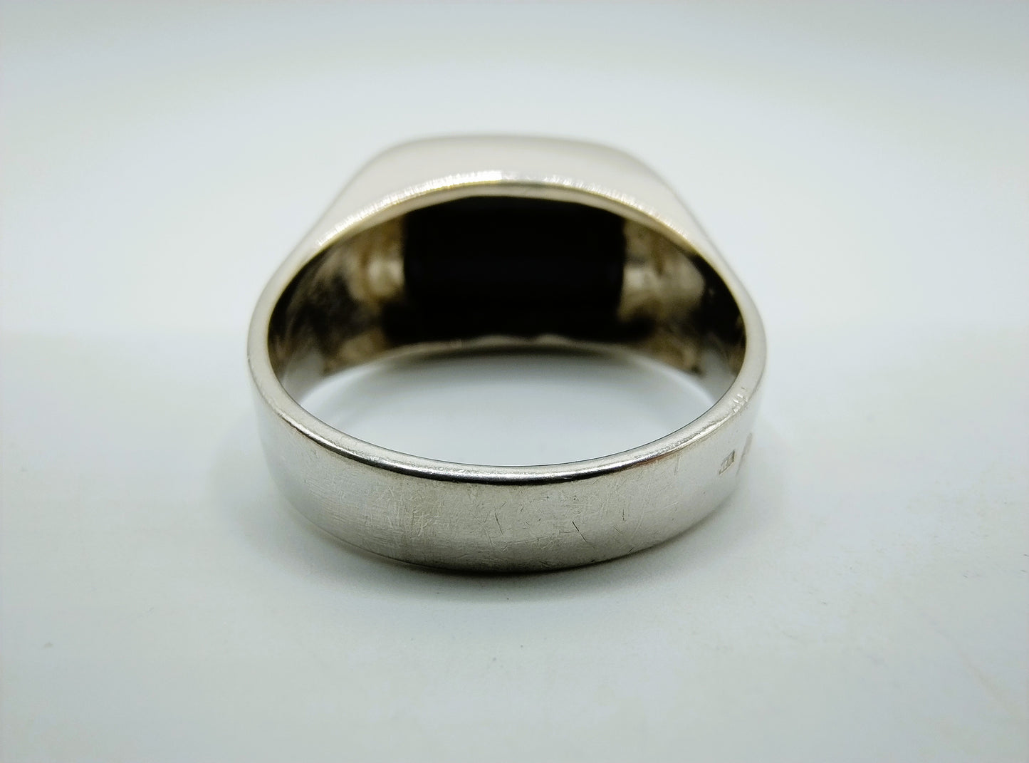 Zilveren unisex ring met onyx, 19 mm
