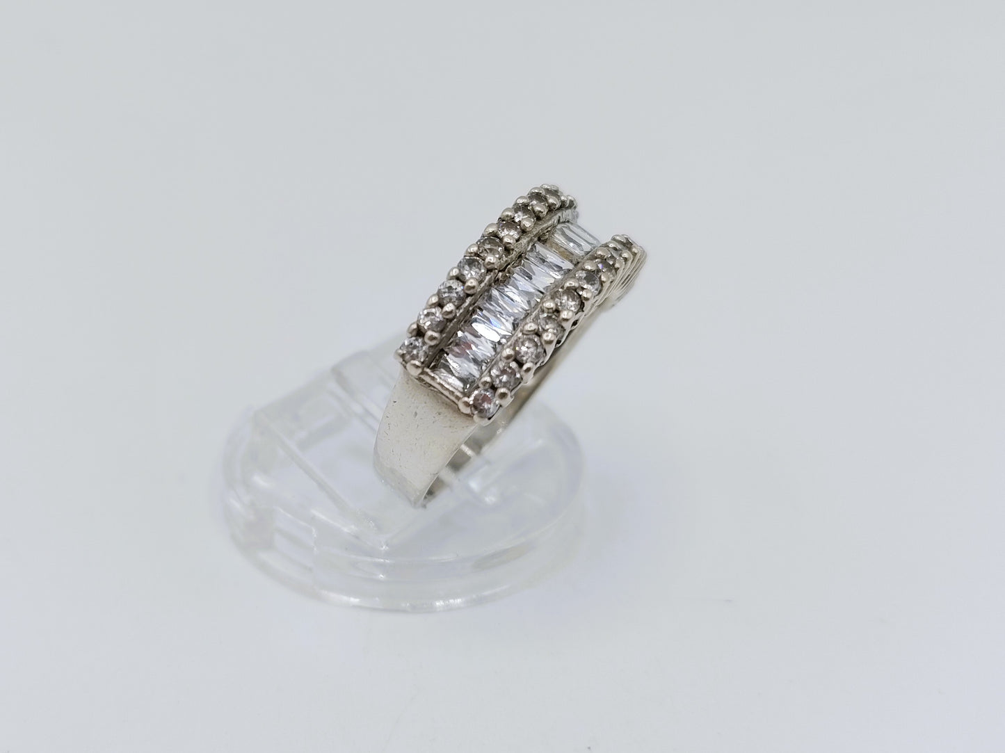 Zilveren ring met zirkonia, 19 mm