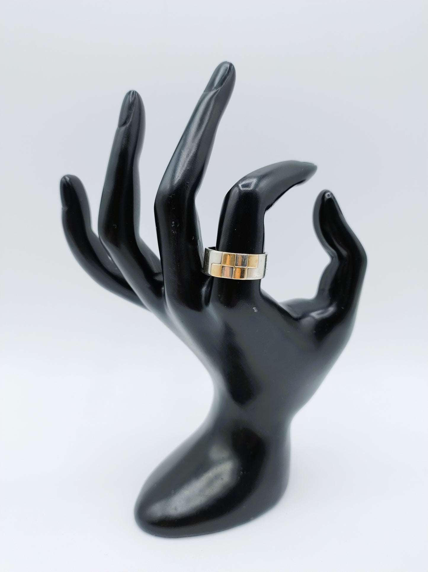 Zilveren ring met gouden accenten, 19 mm