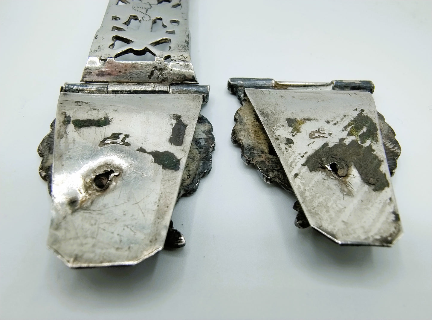 2 Zilveren Bijbelsloten, Empire, J. van der Geest, Almenum, 1805