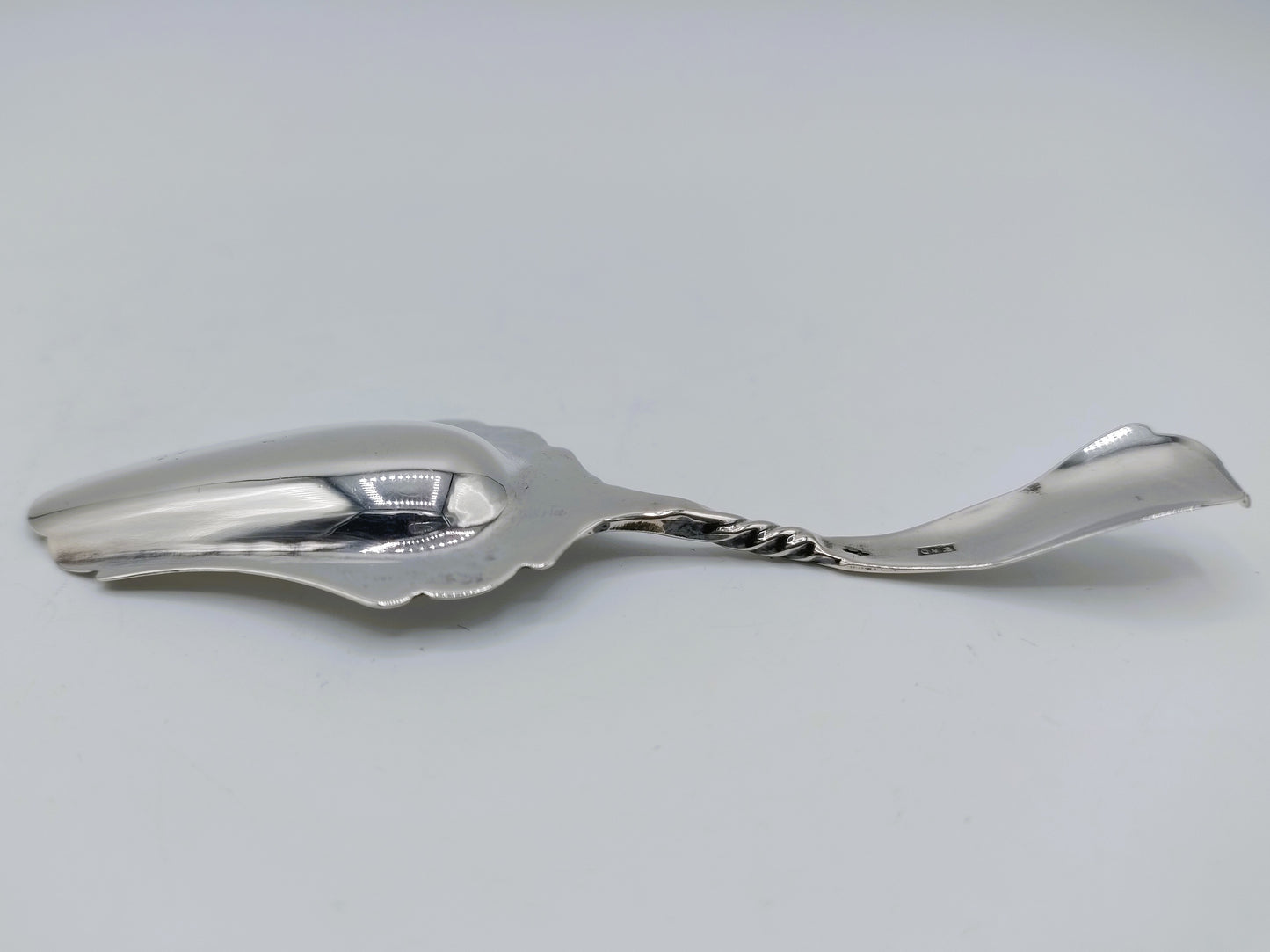 Zilveren suikerlepel, G. van de Bergh Lzn, Schoonhoven