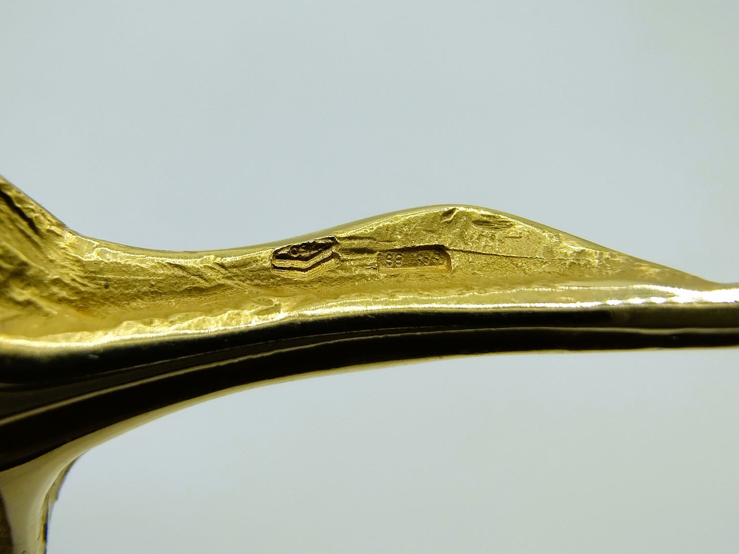 18 Karaats gouden design kruis hanger