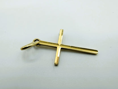 14 Karaats gouden kruis hangertje