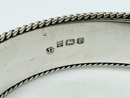 Silberarmband mit Blumenmotiv, England.