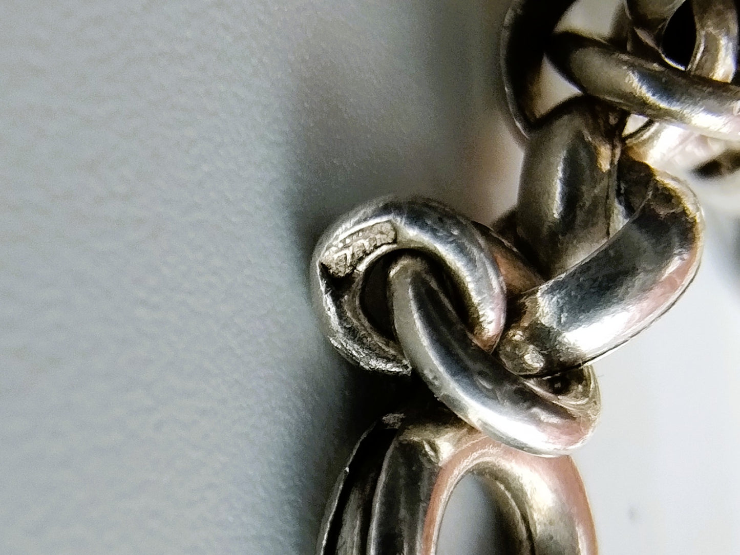 Silbernes Bettelarmband mit 9 Charms, 19,5 cm, 835