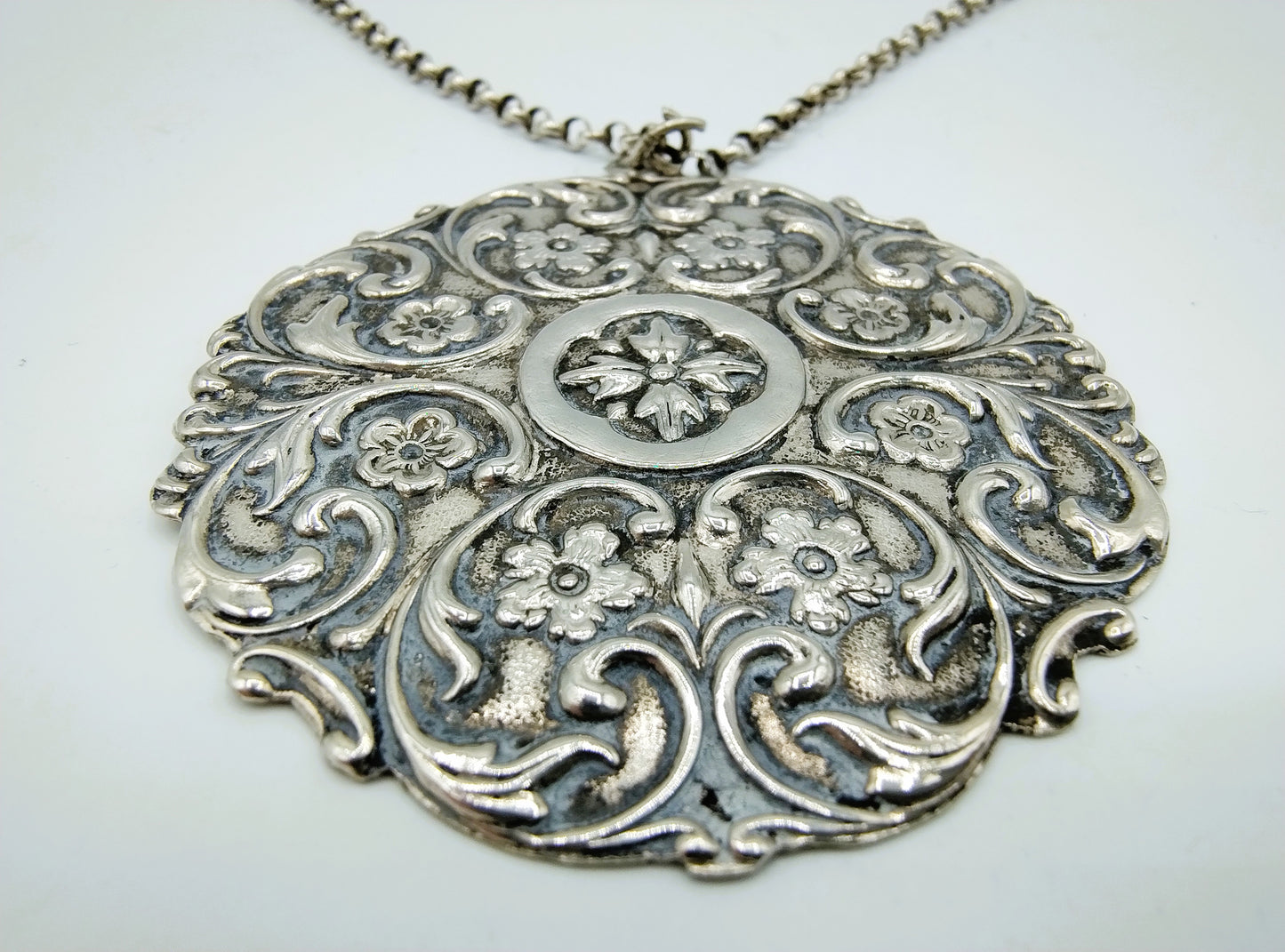 Zilveren jasseron ketting met zilveren art deco hanger, 64 cm