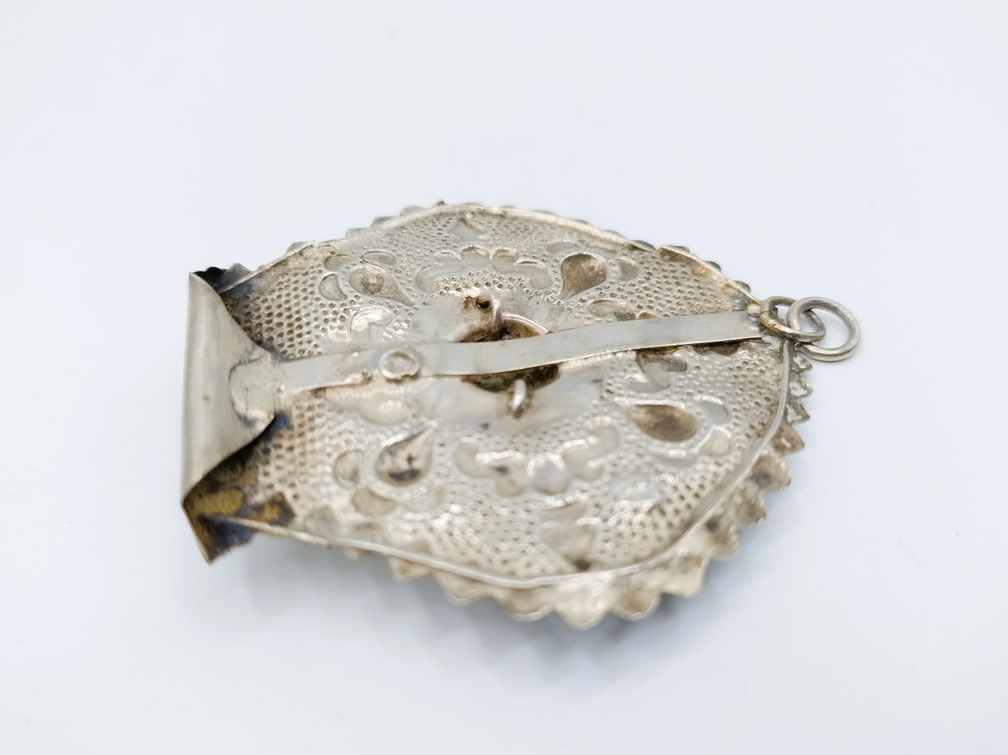 Silver brooch made from a book piece, AG Kijlstra, Drachten, 19th century