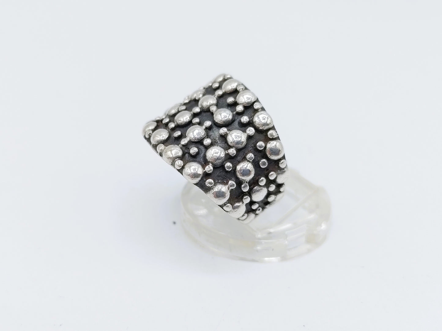 Silver design ring, 17 mm