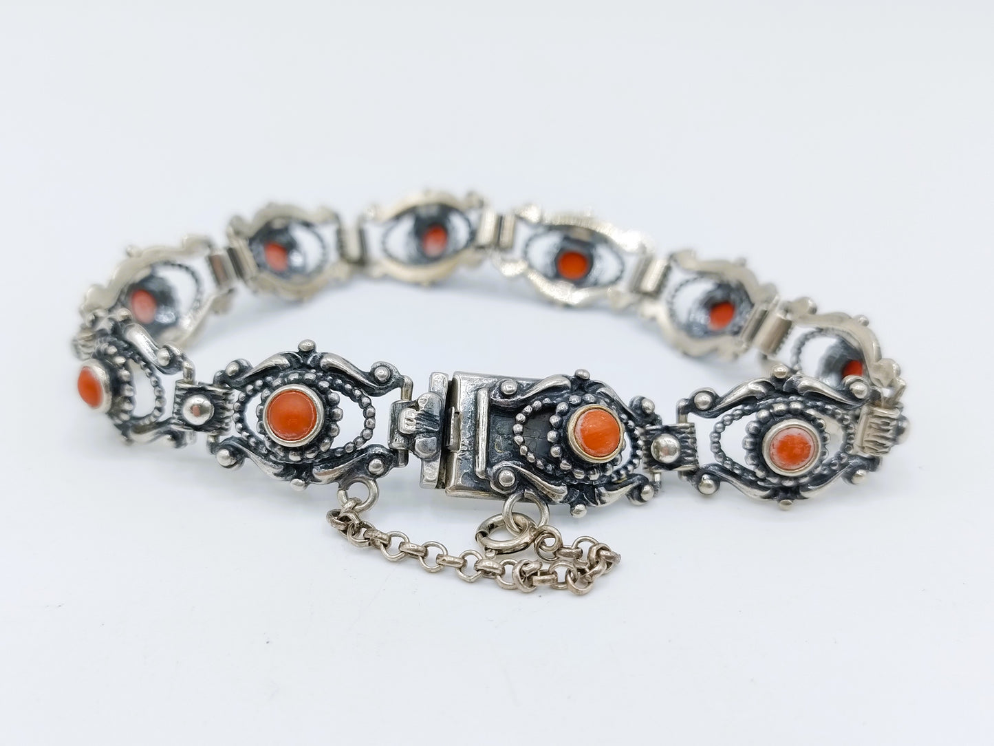 Silberarmband mit Blutkoralle, 18 cm