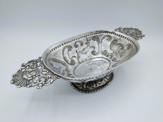 Friese zilveren brandewijnkom, 18e eeuws